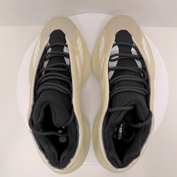 Cream and White Sneakers - Size 5 - Picture 10 of 11